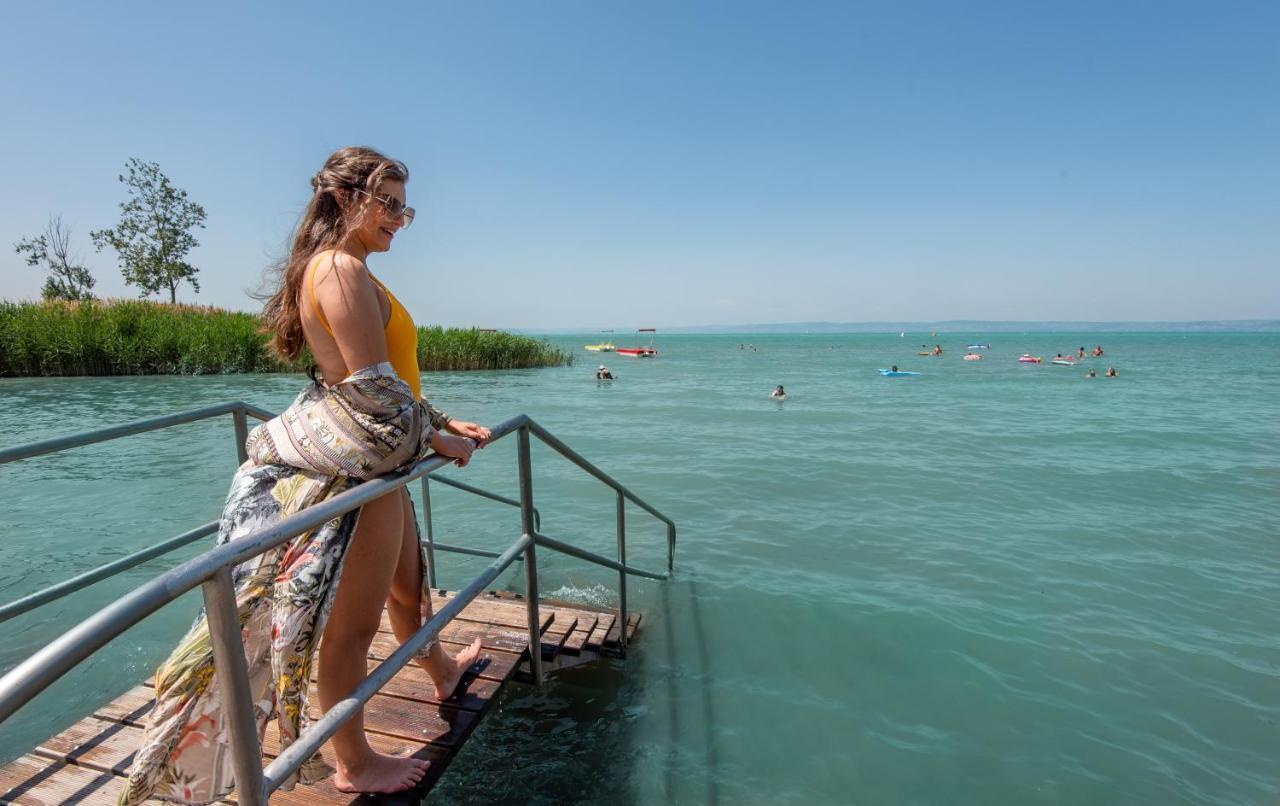 Hotel Azur Premium Siófok Kültér fotó